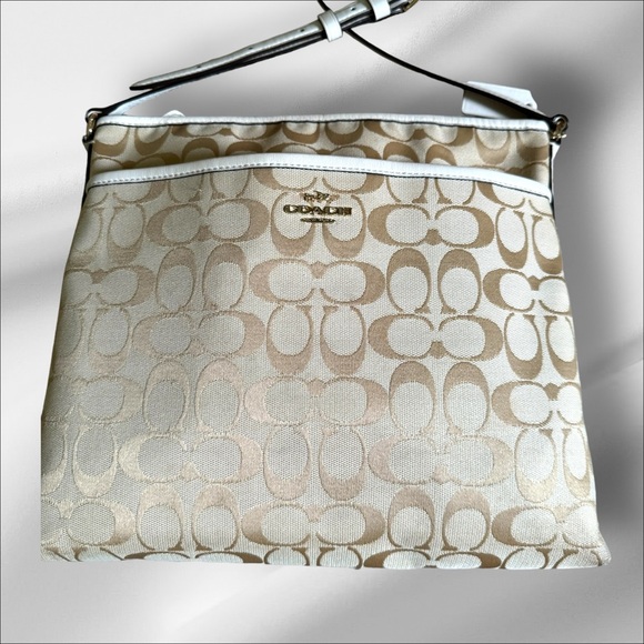 COACH FILE CROSSBODY IN SIGNATURE JACQUARD Khaki/Chalk GUC - Picture 2 of 10
